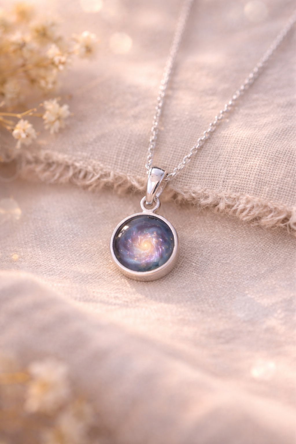 The Moorlight Pendant