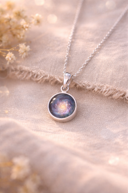 The Moorlight Pendant